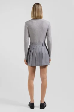 Slim grey long-sleeved round neck cotton T-shirt